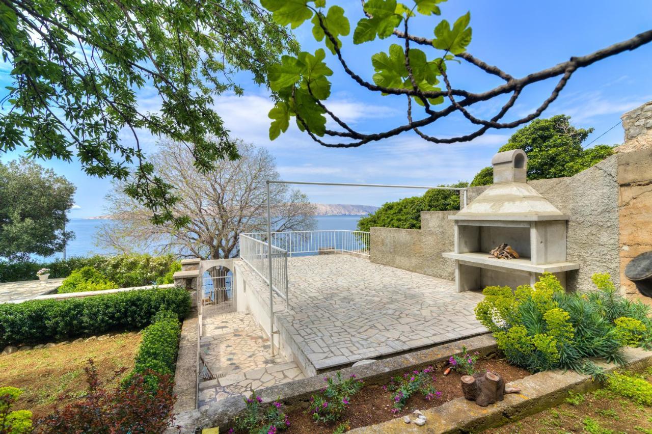 Apartments By The Beach Adela Senj Senj  Exteriör bild