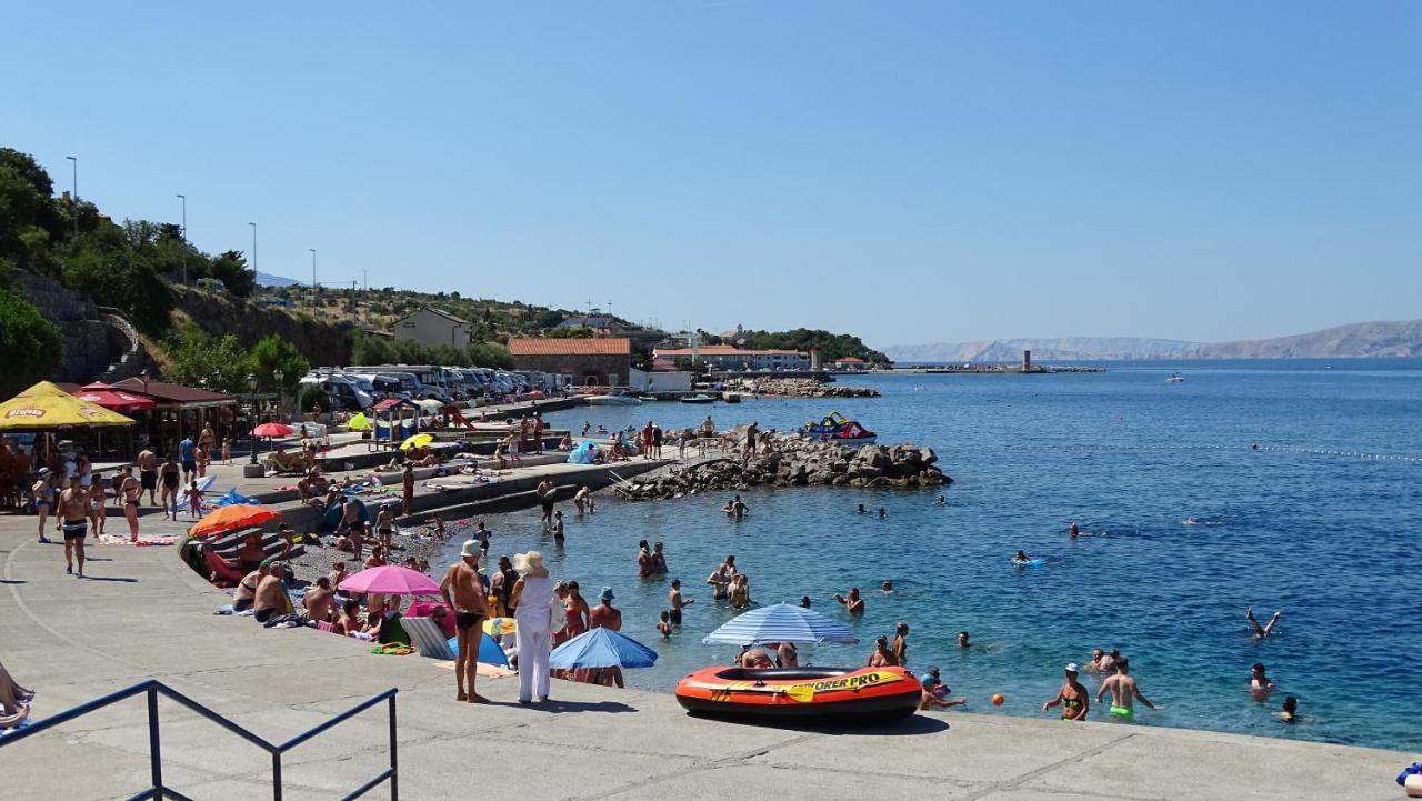 Apartments By The Beach Adela Senj Senj  Exteriör bild